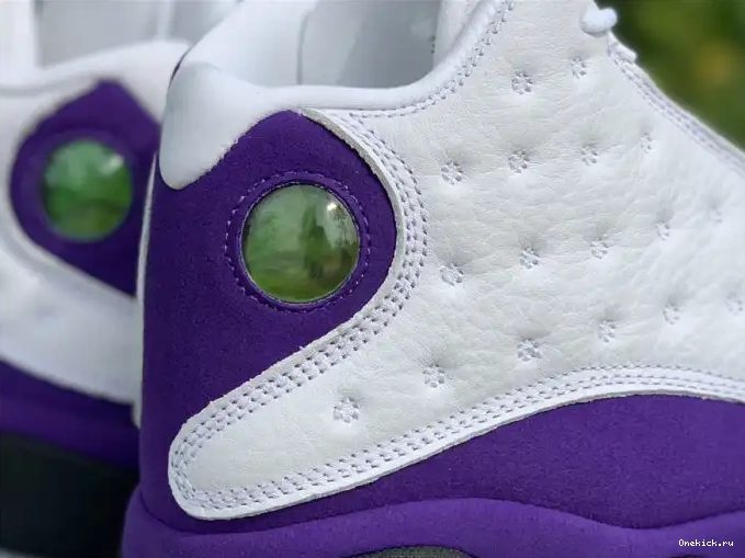 One Kick 13 Air Jordan Lakers 414571-105 0515